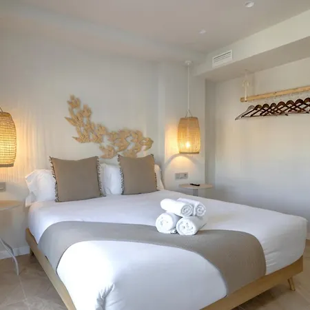 Montroig 5 Boutique Sitges