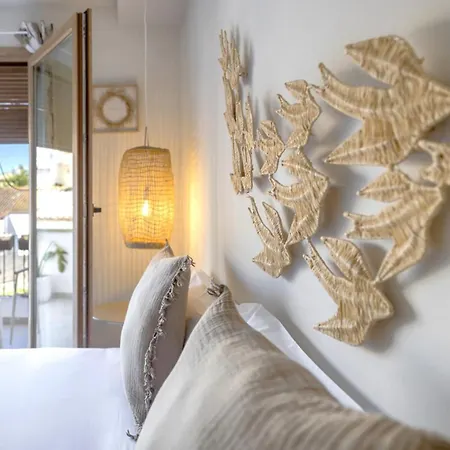 Montroig 5 Boutique Apart-hotel *