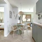 Montroig 5 Boutique Aparthotel