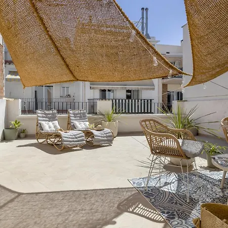 Montroig 5 Boutique Aparthotel *